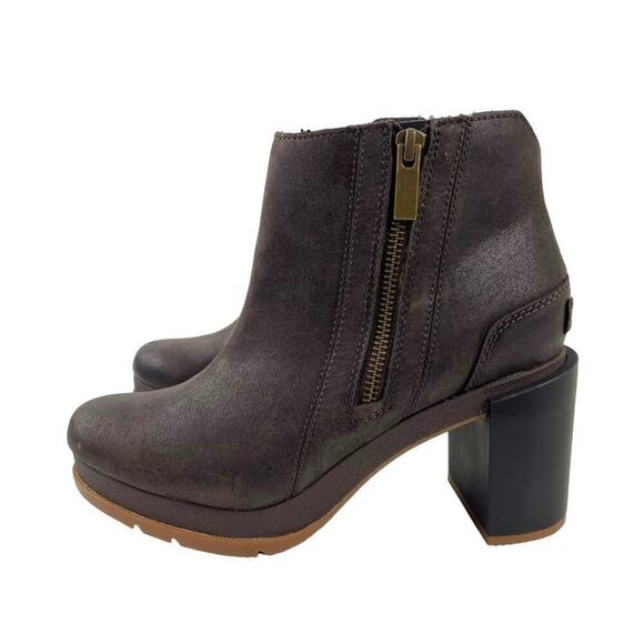 Sorel Blake Distressed Ankle Waterproof Leather Boots in Blackened Brown Size 7 - Picture 2 of 16